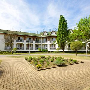Auguszta Hotel Es Diakszallo
